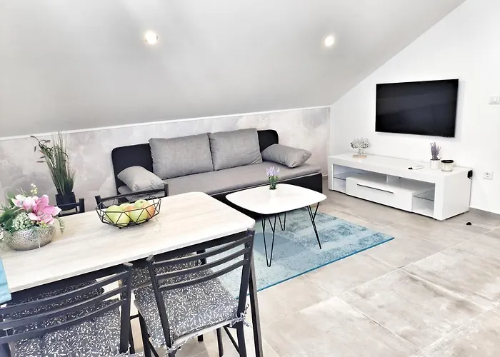 Apartmán Tina Stinjan Pula