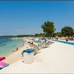 Tina Stinjan Apartment Pula