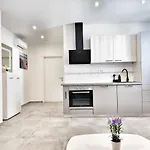 Apartment Tina Stinjan *