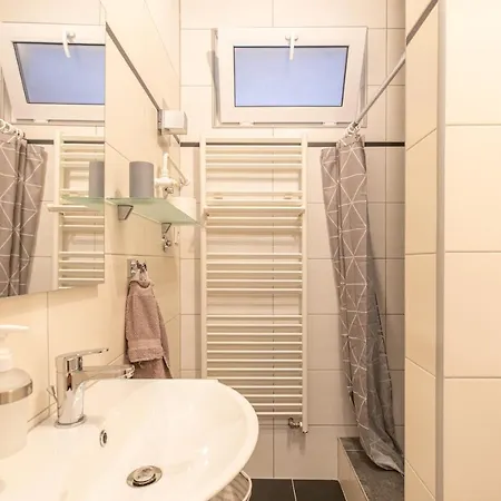 Apartman Tina Stinjan *