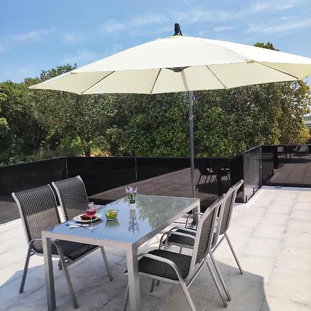 Διαμέρισμα Tina Stinjan Πούλα