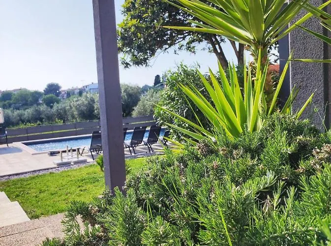 Apartment Tina Stinjan *