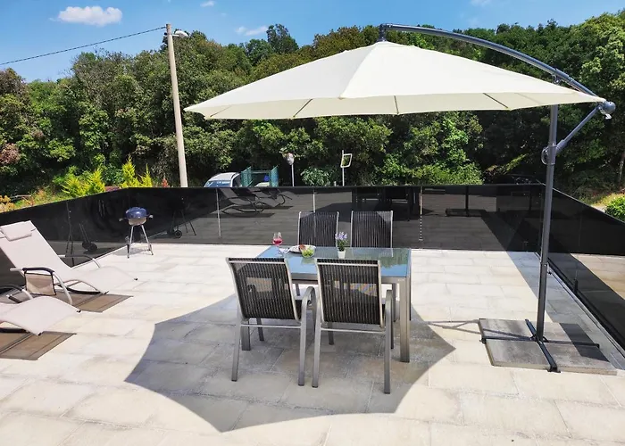 Tina Stinjan Apartment