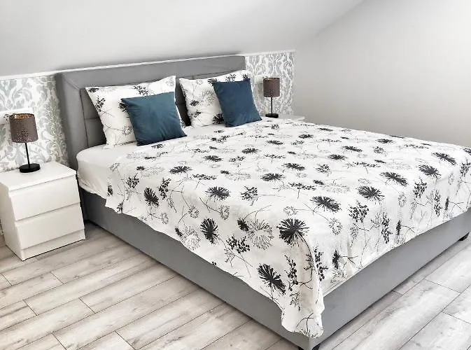 Tina Stinjan Apartment