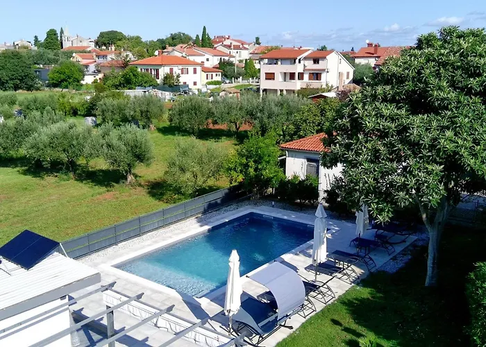 Tina Stinjan Apartment Pula